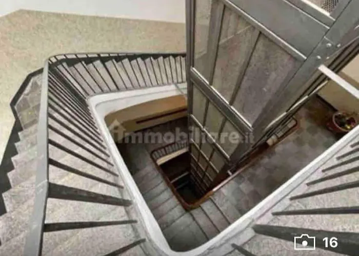 Apartment Piccola Mansardina Nel Cuore Di Turin