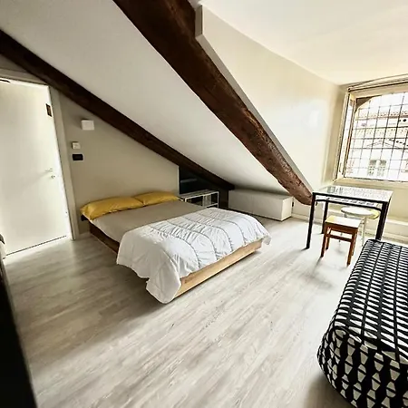 Apartmán Piccola Mansardina Nel Cuore Di